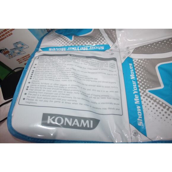 Konami Wii Dance Dance Revolution Disney Grooves Video Game Pad Mat Set - Picture 8 of 12